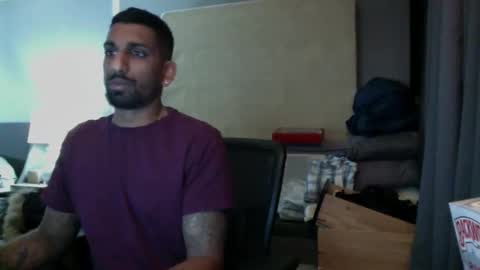 Makeyouwanna 87 online show from 12/17/25, 12:05