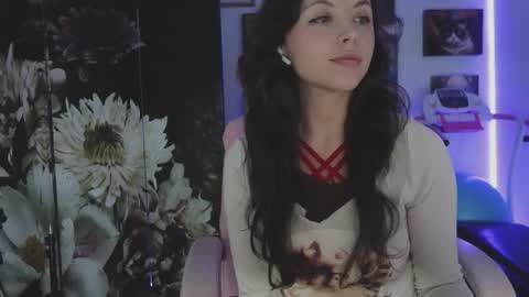 Snapshot of makiyahbelle2 chatting on 09/29/25, 11:37 MakiyahBelle online show from 09/29/25, 11:37