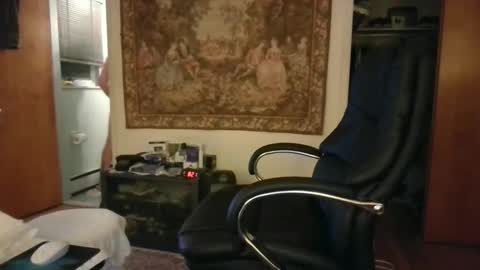 Snapshot of maknucum chatting on 12/22/25, 01:13 Jack online show from 12/22/25, 01:13