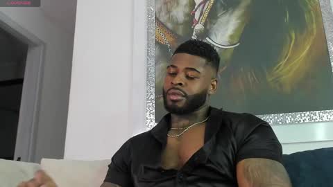 Snapshot of makonneen chatting on 05/21/26, 10:06 Makonnen online show from 05/21/26, 10:06