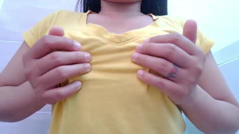 Snapshot of makulato chatting on 06/03/26, 02:33 Maya online show from 06/03/26, 02:33