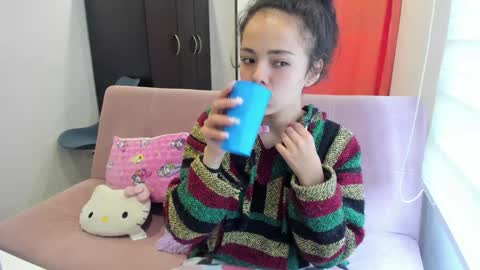 Snapshot of mal_norma chatting on 01/06/25, 04:13 Mal Norma online show from 01/06/25, 04:13