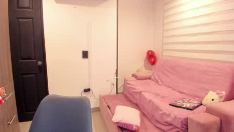 Snapshot of mal_norma chatting on 02/01/25, 02:37 Mal Norma online show from 02/01/25, 02:37