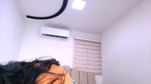 Snapshot of malaia_thompson_ chatting on 05/15/26, 11:50 malaia thompson online show from 05/15/26, 11:50