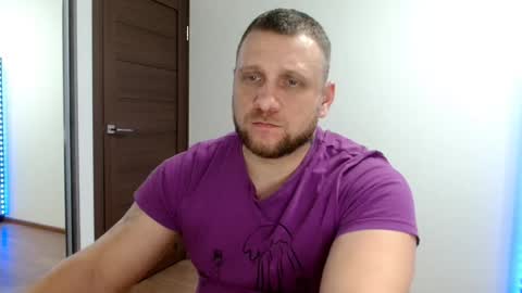 Snapshot of malchyshka chatting on 01/05/26, 08:23 malchyshka online show from 01/05/26, 08:23