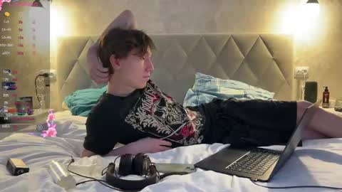 Tom and Mark 3 online show from 02/08/25, 04:25