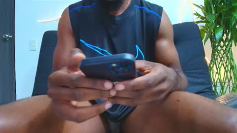 Snapshot of malcompierce chatting on 02/08/26, 03:59 Malcom online show from 02/08/26, 03:59