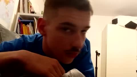 male20y online show from 04/27/26, 08:18