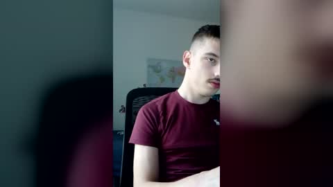 Snapshot of male20y chatting on 07/24/26, 05:00 male20y online show from 07/24/26, 05:00
