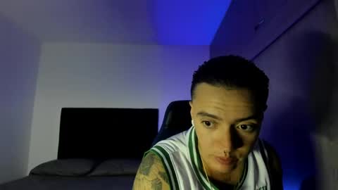Snapshot of male_pussy chatting on 04/20/26, 01:41 ADAM online show from 04/20/26, 01:41