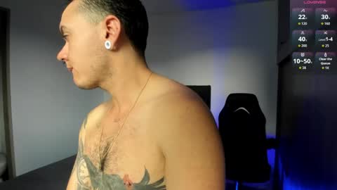 Snapshot of male_pussy chatting on 04/25/26, 04:48 ADAM online show from 04/25/26, 04:48