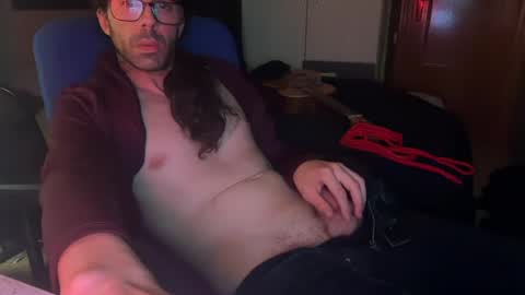Snapshot of malebolgia_x chatting on 05/21/26, 03:41 Erogothh online show from 05/21/26, 03:41