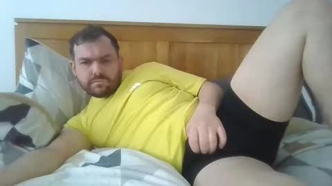 Snapshot of malecamslave18 chatting on 02/10/26, 09:35 malecamslave18 online show from 02/10/26, 09:35