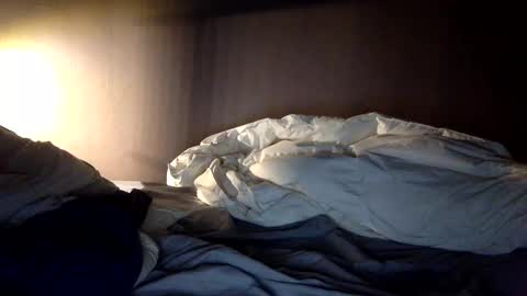 Snapshot of malefrench1 chatting on 01/08/26, 06:05 malefrench1 online show from 01/08/26, 06:05