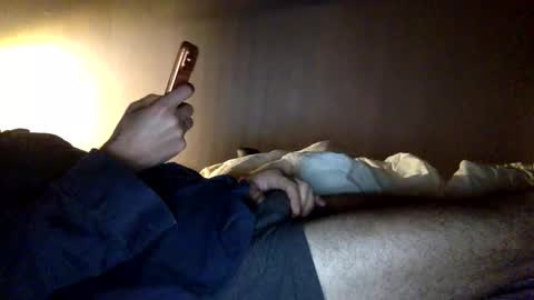 Snapshot of malefrench1 chatting on 01/17/26, 03:33 malefrench1 online show from 01/17/26, 03:33