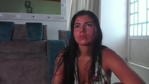 Snapshot of maleja_ruiz2 chatting on 02/18/25, 04:16 Aleja online show from 02/18/25, 04:16