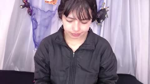 malejacs01 online show from 10/15/25, 11:54