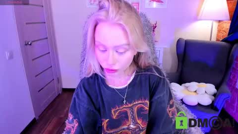 Snapshot of malenaernman chatting on 03/01/25, 10:24 Malena online show from 03/01/25, 10:24