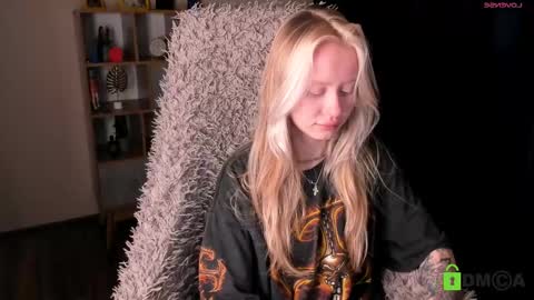 Malena online show from 11/05/25, 09:42