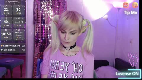Snapshot of mali_sia chatting on 12/21/24, 12:31 Mischelle online show from 12/21/24, 12:31