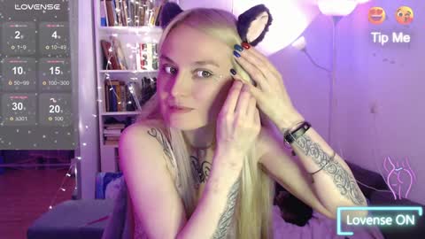 Snapshot of mali_sia chatting on 01/29/25, 02:19 Mischelle online show from 01/29/25, 02:19