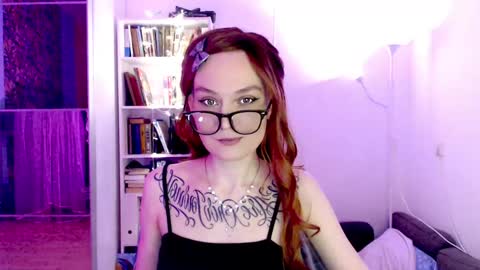 Snapshot of mali_sia chatting on 02/09/25, 01:11 Mischelle online show from 02/09/25, 01:11