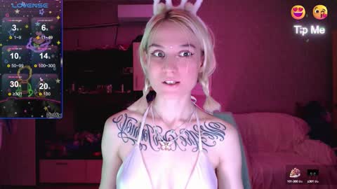 Snapshot of mali_sia chatting on 10/06/25, 01:36 Mischelle online show from 10/06/25, 01:36