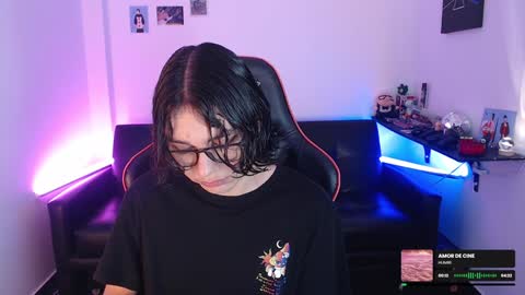 Snapshot of malik_harrison_ chatting on 12/05/24, 02:11 Malik online show from 12/05/24, 02:11