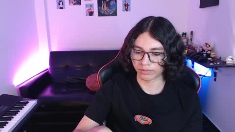 Snapshot of malik_harrison_ chatting on 02/07/25, 05:18 Malik online show from 02/07/25, 05:18