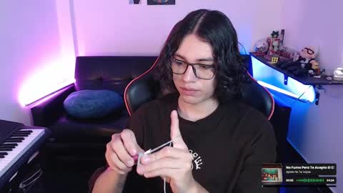 Snapshot of malik_harrison_ chatting on 02/21/25, 04:26 Malik online show from 02/21/25, 04:26