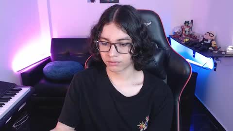 Snapshot of malik_harrison_ chatting on 02/24/25, 02:58 Malik online show from 02/24/25, 02:58