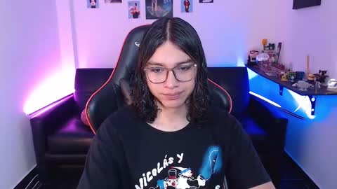 Snapshot of malik_harrison_ chatting on 09/15/25, 03:56 Malik online show from 09/15/25, 03:56