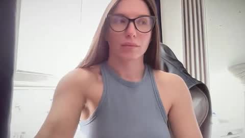 Snapshot of malina568708 chatting on 04/08/26, 10:59 malina568708 online show from 04/08/26, 10:59