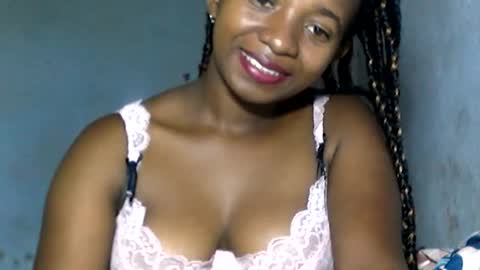 Snapshot of malinah01 chatting on 12/16/24, 02:49 malinah01 online show from 12/16/24, 02:49