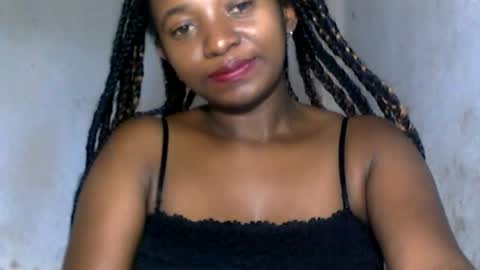 Snapshot of malinah01 chatting on 12/17/24, 10:34 malinah01 online show from 12/17/24, 10:34