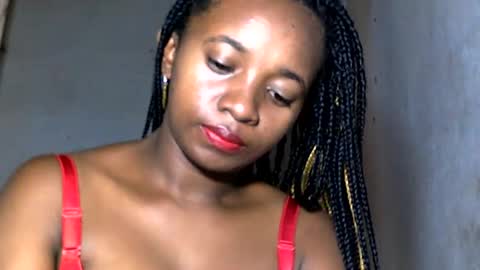Snapshot of malinah01 chatting on 01/11/25, 12:50 malinah01 online show from 01/11/25, 12:50