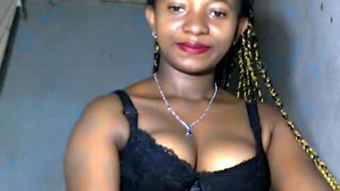 Snapshot of malinah01 chatting on 01/24/25, 01:47 malinah01 online show from 01/24/25, 01:47