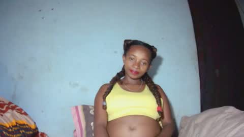 Snapshot of malinah01 chatting on 09/18/25, 06:43 malinah01 online show from 09/18/25, 06:43