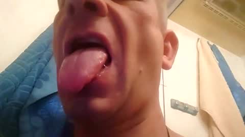 Snapshot of malinowy85 chatting on 10/04/25, 06:50 malinowy85 online show from 10/04/25, 06:50