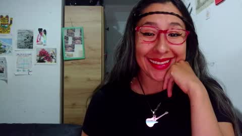 Snapshot of malishka_fox chatting on 11/02/25, 11:07 Malishka  online show from 11/02/25, 11:07