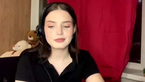 Snapshot of malissaoquendo chatting on 03/27/26, 06:18 Kate online show from 03/27/26, 06:18