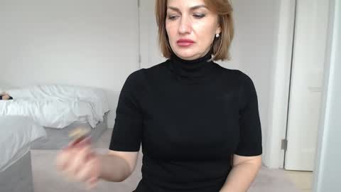 mallinia online show from 03/08/25, 03:02