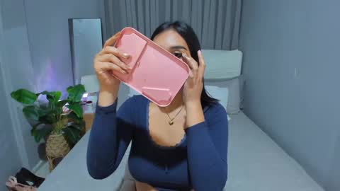 Snapshot of mallorygil chatting on 01/05/25, 05:09 Mallory online show from 01/05/25, 05:09