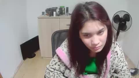 mallorymyersx online show from 10/26/25, 06:58