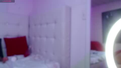 Malory online show from 01/04/25, 01:21