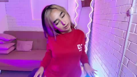 Malory  online show from 03/07/25, 01:20