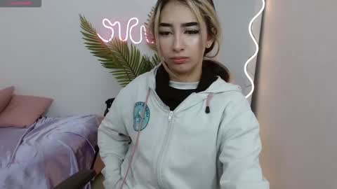 Malory  online show from 10/19/25, 11:33