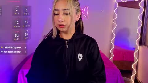 Malory  online show from 11/23/25, 11:43