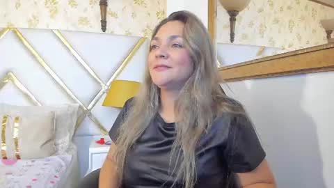 Snapshot of malorysweet chatting on 06/24/26, 01:10 MalorySweet online show from 06/24/26, 01:10