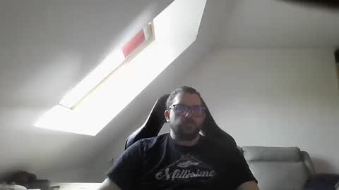 breton online show from 04/11/26, 08:40